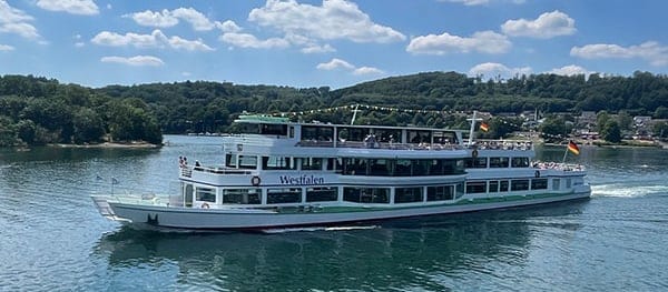 Schiff auf dem Biggesee